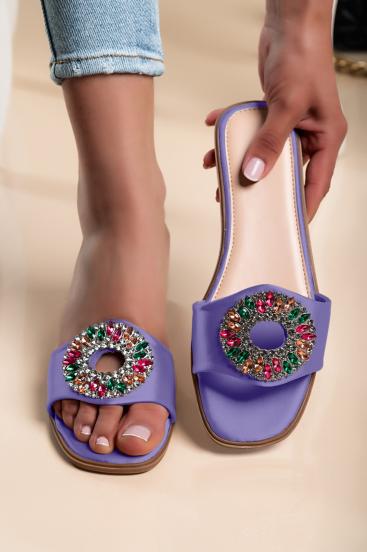 Sandales ar dekoratīvu detaļu, ceriņkrāsā